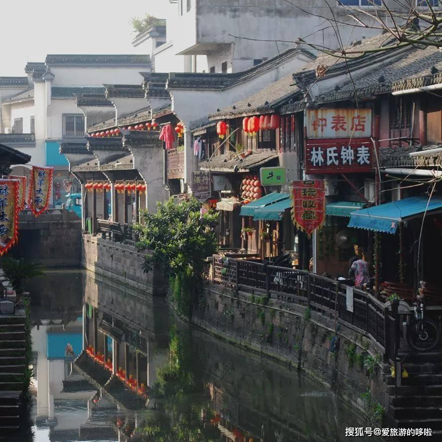 逃出昏暗的地下室